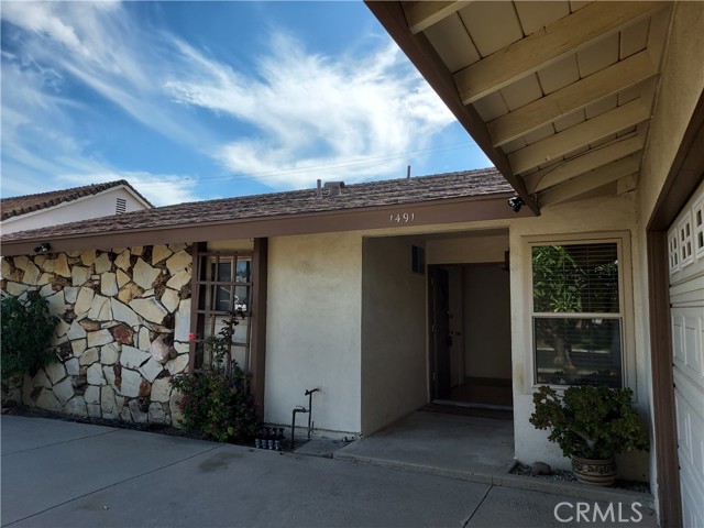 1491 Wolverton Avenue photo 6
