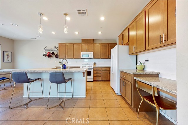 3401 Kings Canyon Drive photo 6