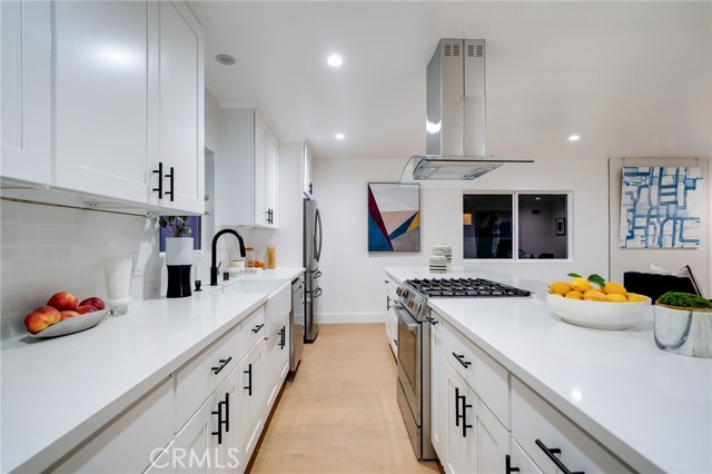 17048 Sherman Way photo 3