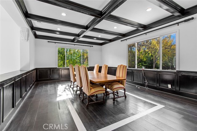 Detail Gallery Image 26 of 46 For 4261 Temma Ct, Calabasas,  CA 91302 - 8 Beds | 8/1 Baths