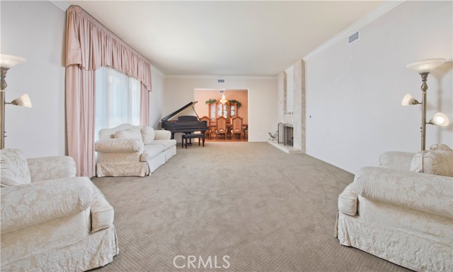 17259 Ballinger Street photo 6
