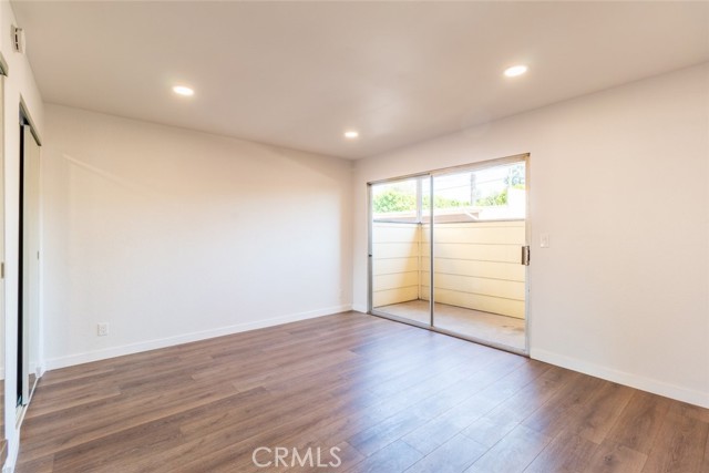 5910 Murietta Avenue, B photo 7