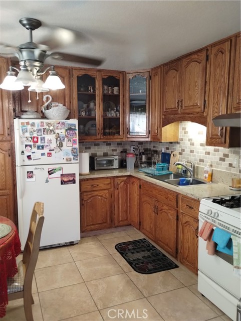 445 North Alexander Street photo 8