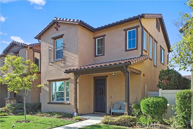 3353 Kings Canyon Drive Oxnard, California Welcome to 3353 Kings Canyon Dr. This beautiful 4 bedrooms 3 bath with just under 2000 sq. ft. You’re greeted with a large front porch with wide open views. Once inside you see the you’ll notice the staircase with custom rod iron balusters and wood-like flooring. Modern two toned kitchen features gorgeous granite countertops, white shaker cabinets, subway tile backsplash, large charcoal island/breakfast bar with pendant lights, stainless steel appliances, and a reach-in pantry. Adjacent to it is a well illuminated dining room that looks out to the nice sized yard ideal for entertaining. The large living room has recessed lights and ceiling fan that is perfect for family and friends. Additional highlights include downstairs bedroom with full bath convenient for guests, a separate laundry room with cabinets plus a large storage closet. Upstairs you will find a master suite complete with spacious walk-in closet, soaking tub, walk-in shower and 2 separate sinks. Also upstairs are two additional bedrooms and a full bathroom. Two car attached garage offers easy access directly into the house. Low HOA dues. The Riverpark community is conveniently located near new schools, walking trails, several parks, barbecue areas, a gazebo, fountains, basketball courts, and tennis courts. Enjoy a short stroll to the “Collection” with the ANNEX, Century Theaters, Target, Whole Foods, Yardhouse, and Lazy Dog Restaurant. In Riverpark, you’re not just buying a home, you’re buying a lifestyle.