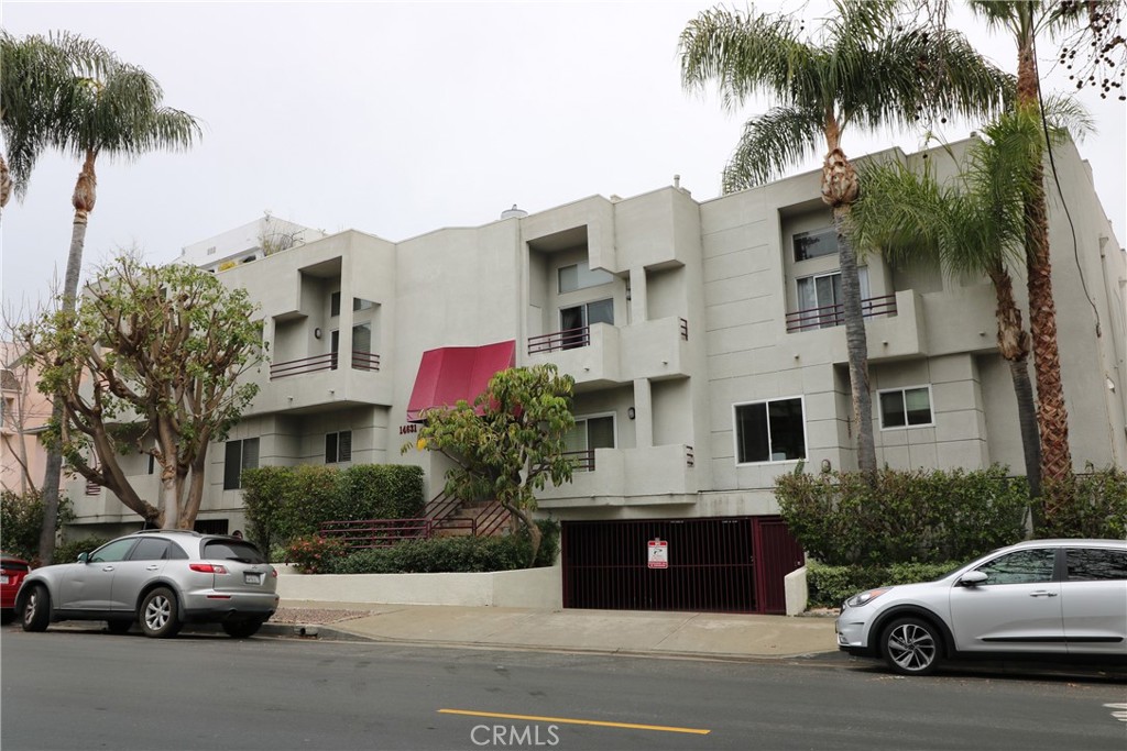 14631 Dickens Street 7, Sherman Oaks, CA 91403