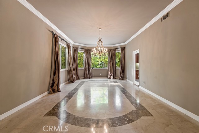 Detail Gallery Image 11 of 46 For 4261 Temma Ct, Calabasas,  CA 91302 - 8 Beds | 8/1 Baths