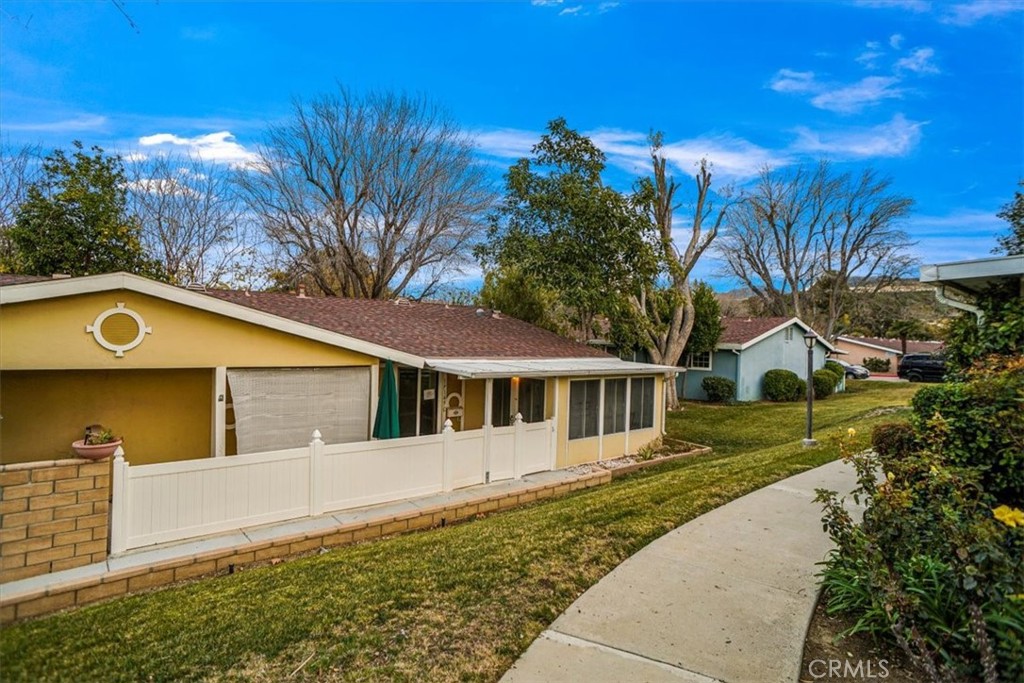 19149 Avenue Of The Oaks C, Newhall, CA 91321