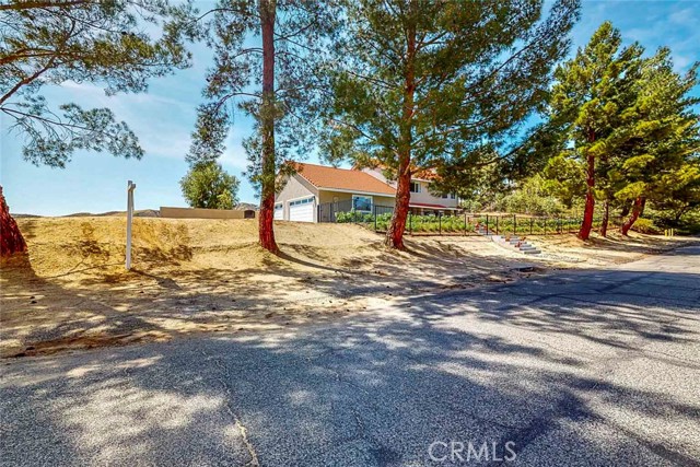 Image 3 for 30541 Remington Rd, Castaic, CA 91384