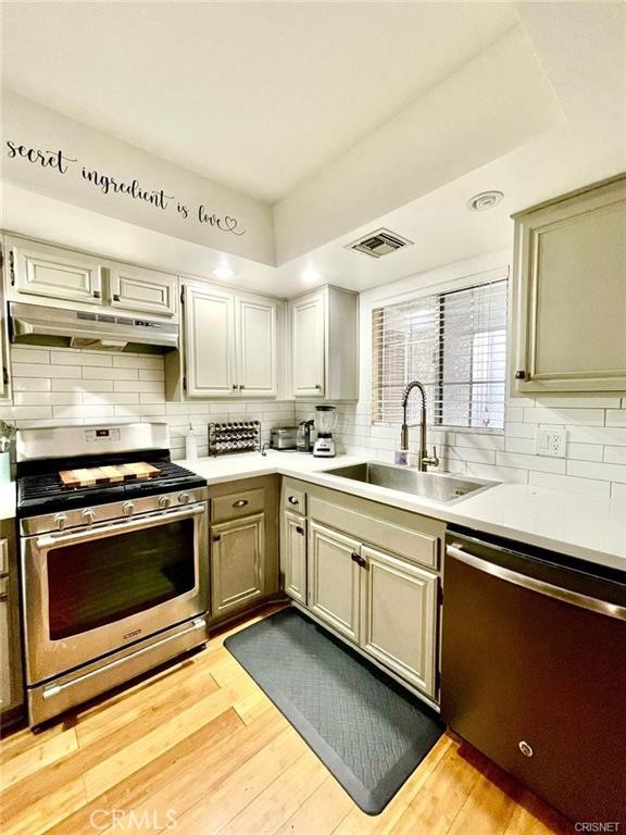 20155 Keswick Street, 107 photo 8