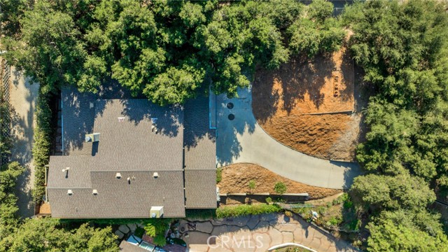 964 Riess Road photo 4