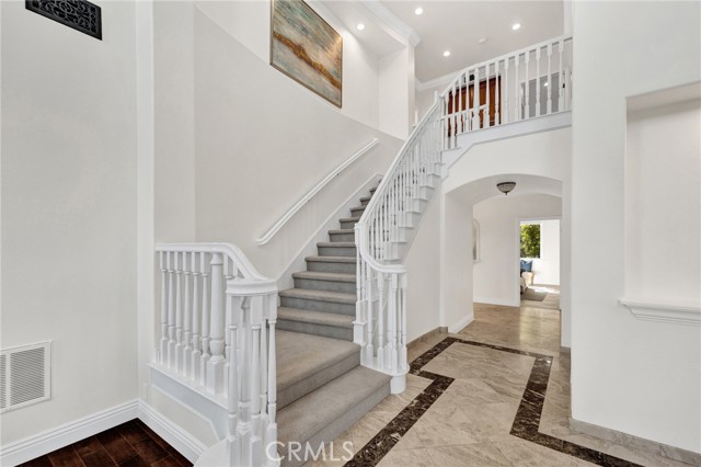 3850 Rock Hampton Drive photo 4