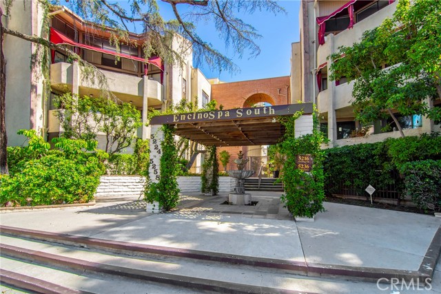 Photo of 5236 Yarmouth Avenue #214, Encino, CA 91316