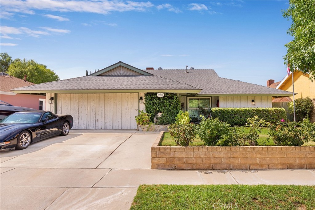 19544 Delight Street, Canyon Country, CA 91351