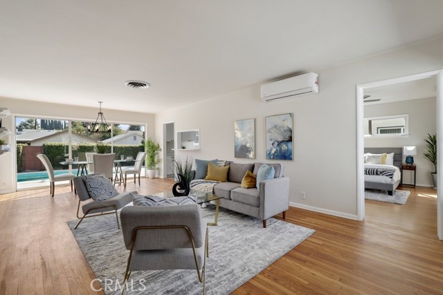 7436 Sunnybrae Avenue photo 8
