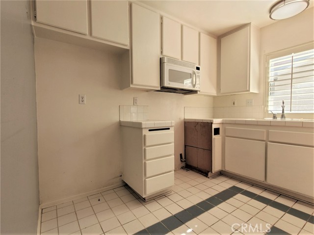 19509 Rinaldi Street, 59 photo 7