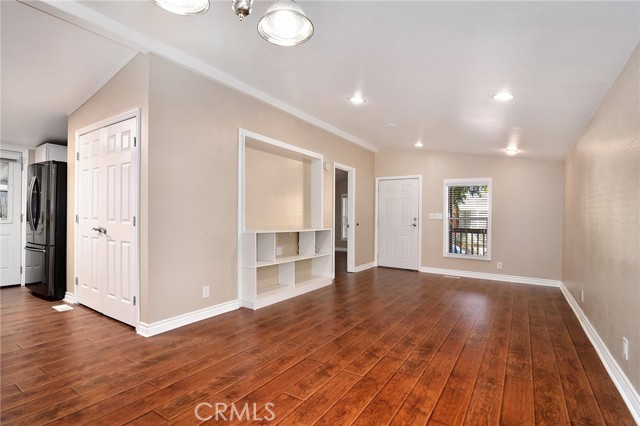 4201 Topanga Canyon Boulevard, 41 photo 5