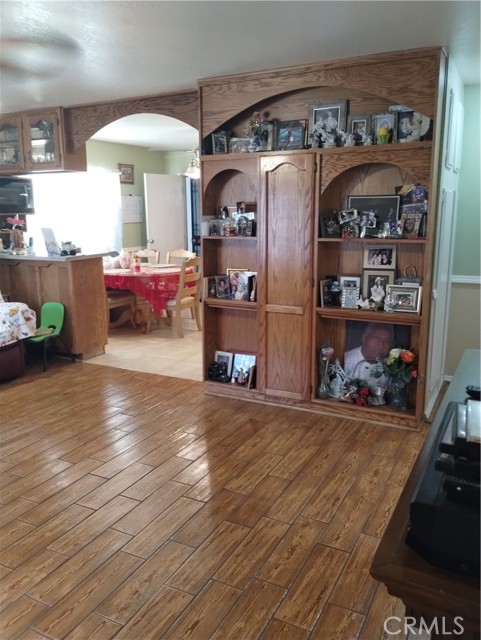 445 North Alexander Street photo 4