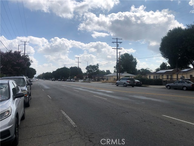 19863 Roscoe Boulevard photo 3