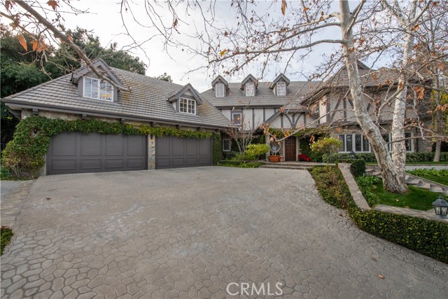Photo of 4411 Westchester Drive, Woodland Hills, CA 91364