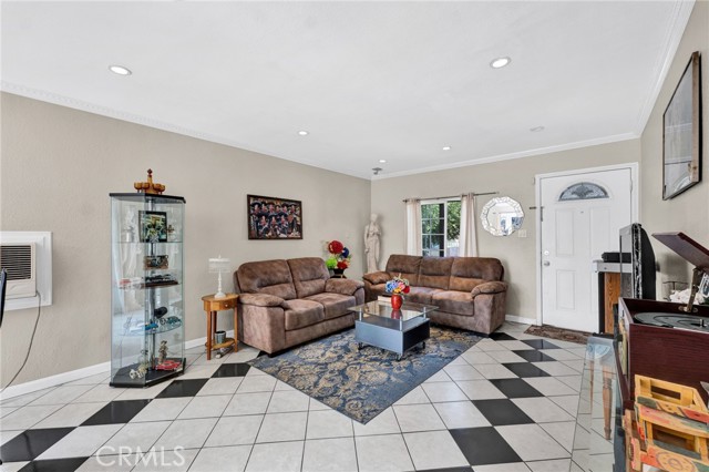 14246 Community Street photo 3
