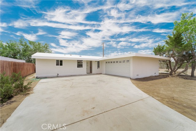 Detail Gallery Image 1 of 18 For 10230 Rea Ave, California City,  CA 93505 - 3 Beds | 2 Baths