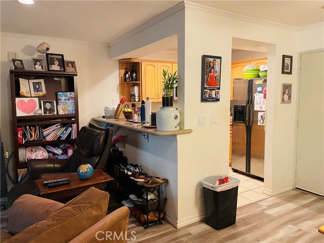 5325 Newcastle Avenue, 142 photo 4
