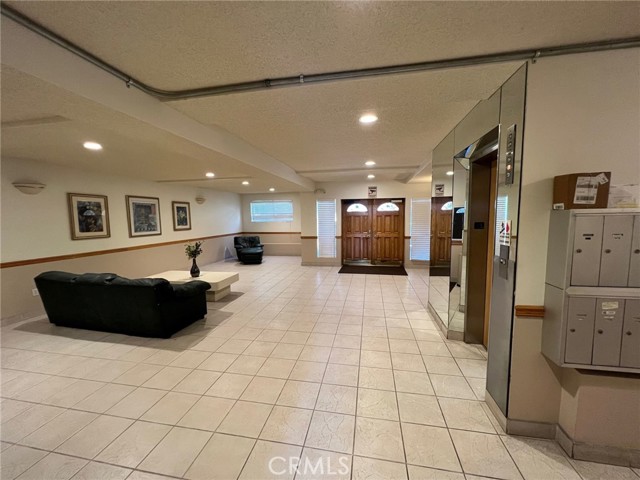 5400 Lindley Avenue, 322 photo 4
