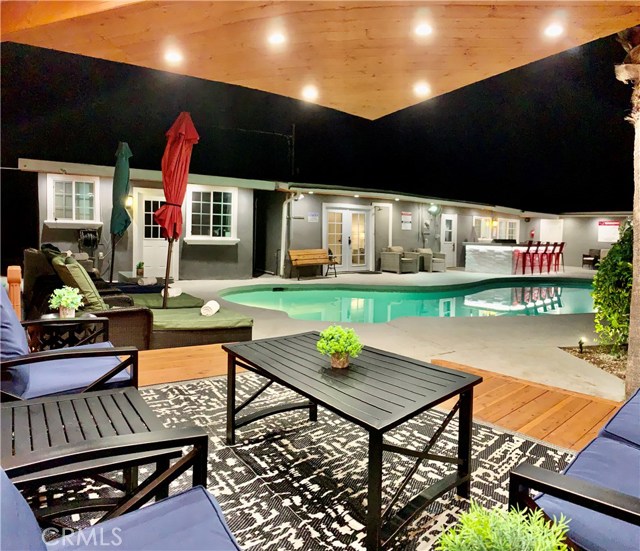Photo of 22937 Wyandotte Street, West Hills, CA 91307
