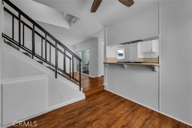 18411 Hatteras Street, 120 photo 7