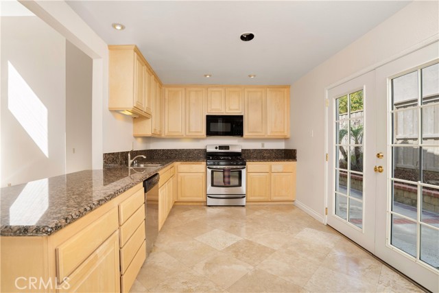 825 Shadow Lake Drive photo 6