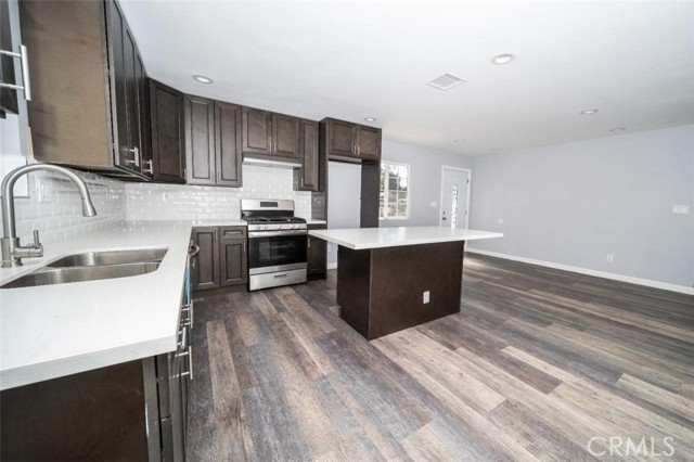 13037 Alexander Street photo 3