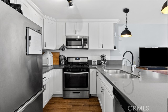 All Stainless appliances are included including the Refrigerator!