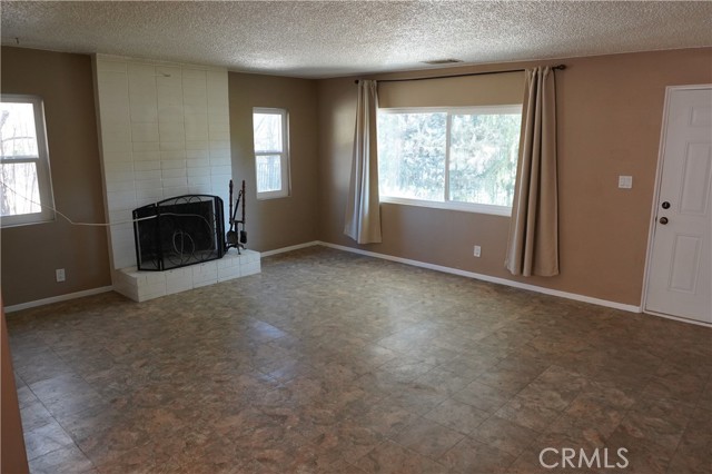 3 Bed Home for Sale in Val Verde, California