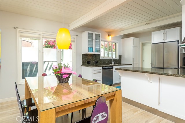 87efd2bf F36f 4ef9 9453 16fb989cdeef