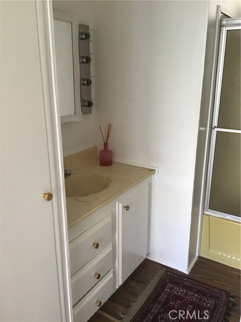 1150 Ventura Boulevard, 9 photo 3