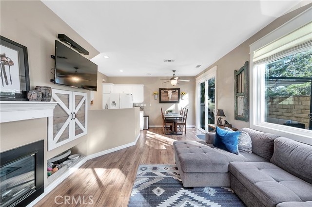 Photo of 26939 Hillsborough #23, Valencia, CA 91354