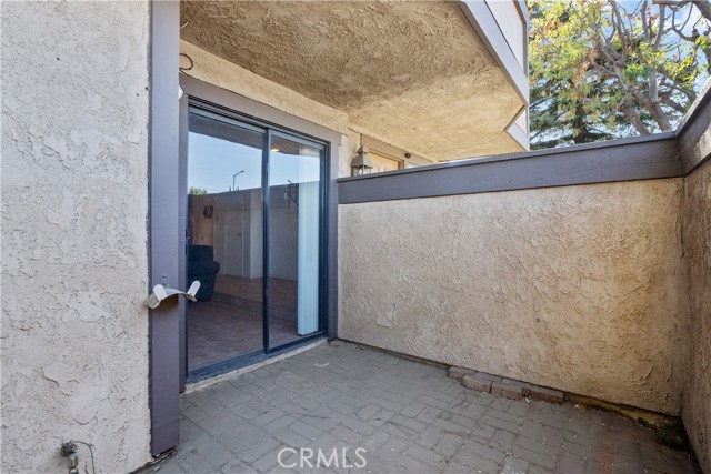 20516 Roscoe Boulevard, B photo 3