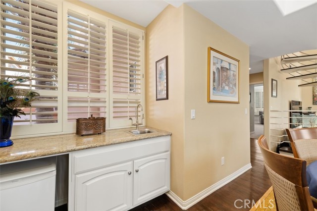 14570 Benefit Street, 302 photo 8