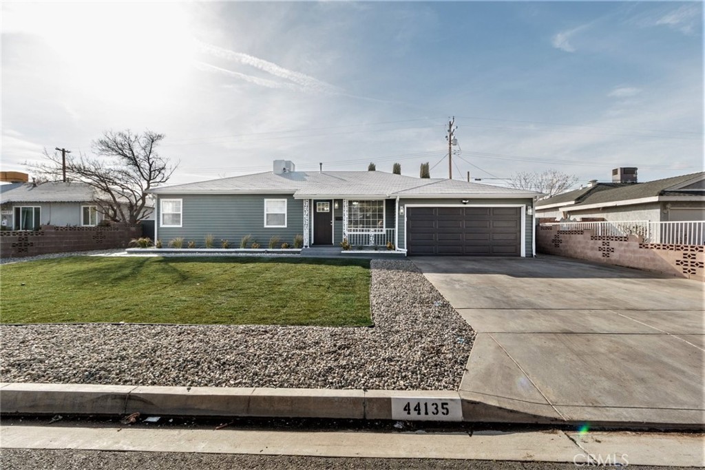 44135 Kingtree Avenue, Lancaster, CA 93534