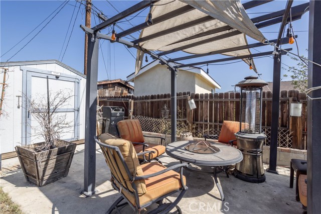 11141 Lull Street photo 8