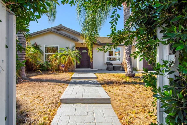 Photo of 4957 Chimineas Avenue, Tarzana, CA 91356