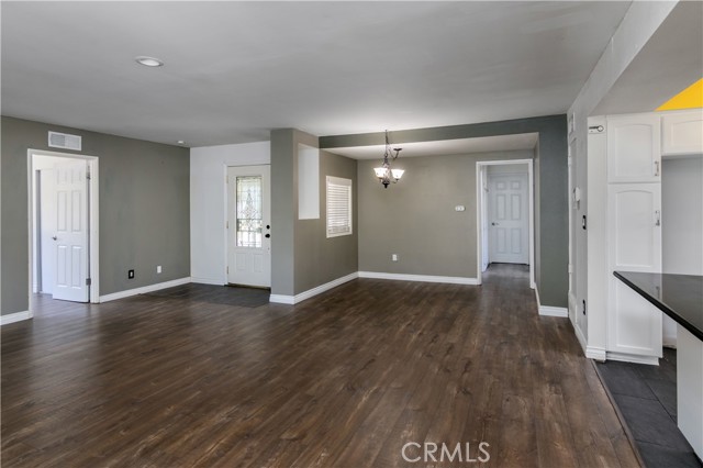 17226 Simonds Street photo 4