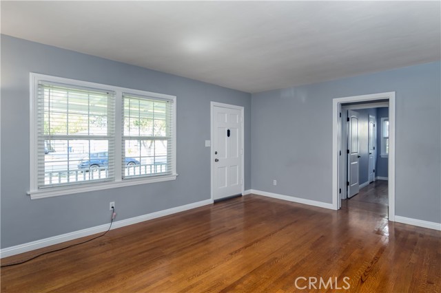 1124 North Catalina Street photo 4