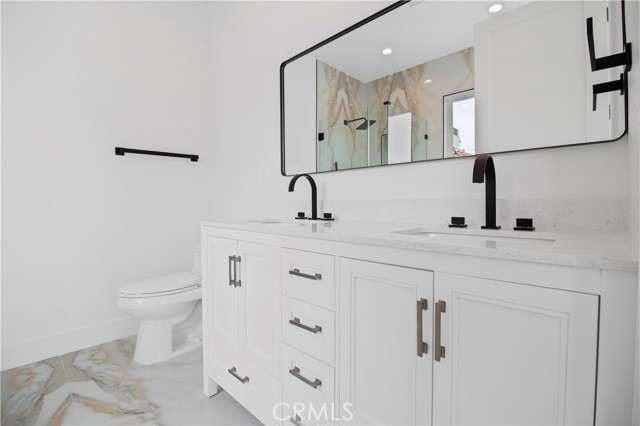 MASTER BATH DOUBLE SINK