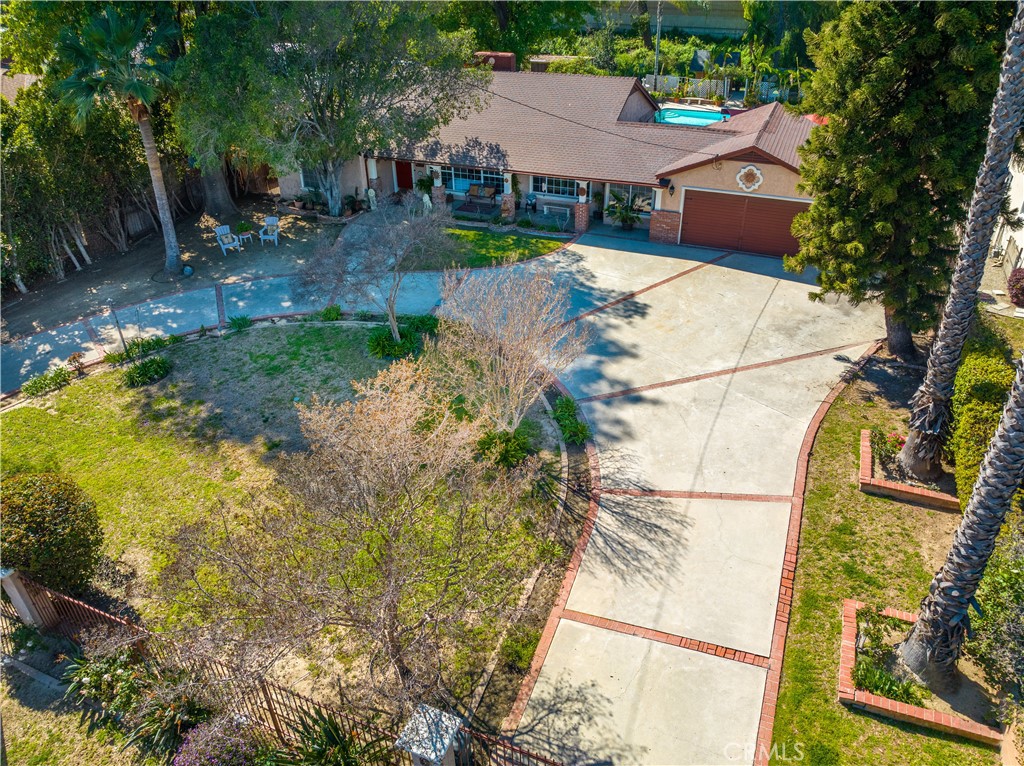9625 Orion Avenue, North Hills, CA 91343