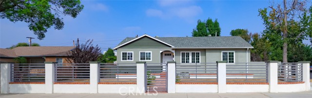 14921 Tupper Street photo 3