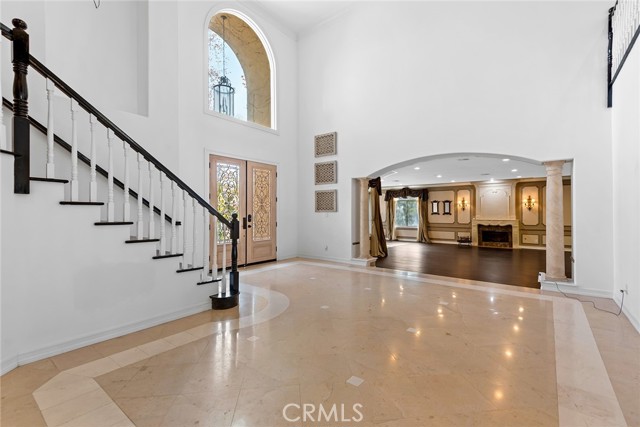 Detail Gallery Image 2 of 46 For 4261 Temma Ct, Calabasas,  CA 91302 - 8 Beds | 8/1 Baths
