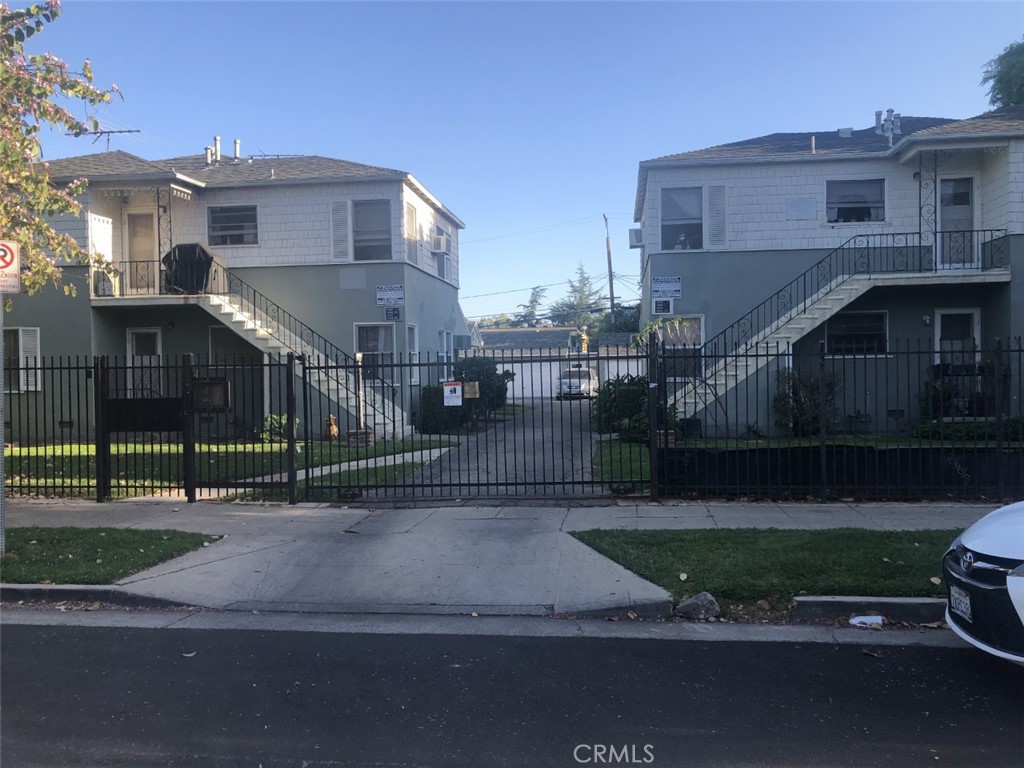 14240 Delano Street, Van Nuys, CA 91401