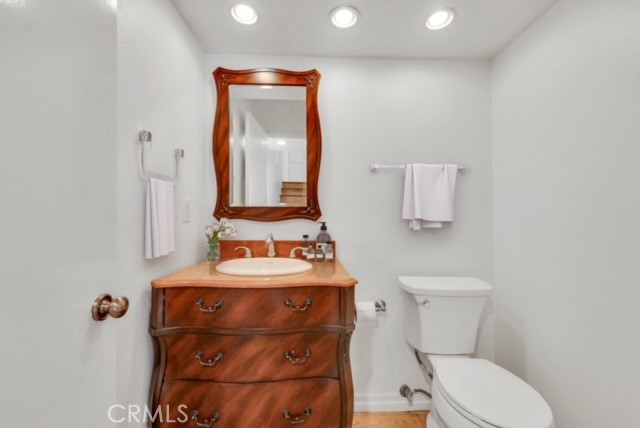 18415 Collins Street, K photo 7