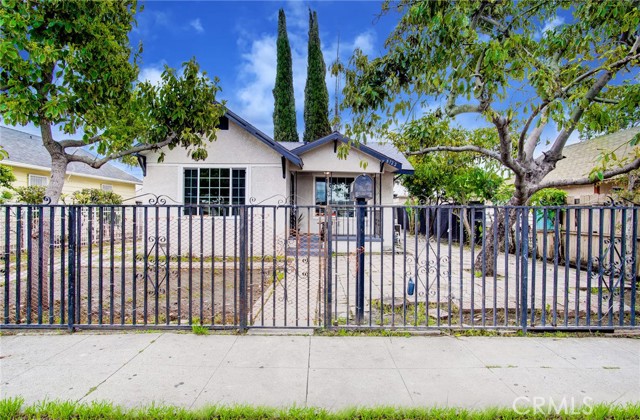 8722 S Fir Ave, Los Angeles, CA 90002